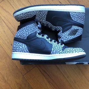 Air Jordan 1 unsupreme